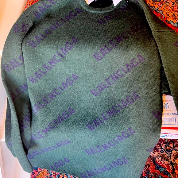 Balenciaga oversized sweatshirt - Picture 1 of 3